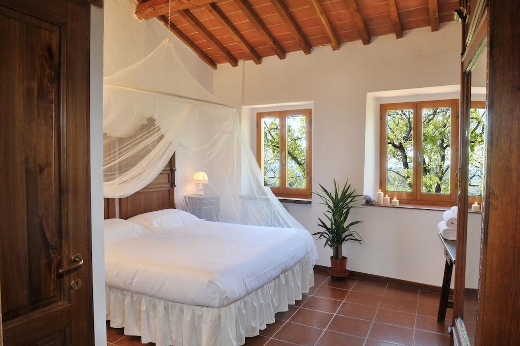 Agriturismo La Camporena Greve in Chianti Room photo