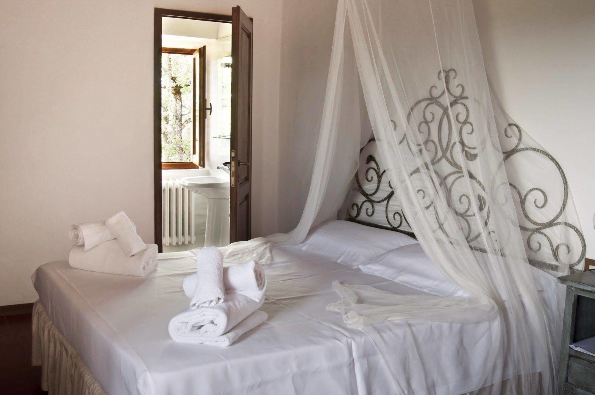 Agriturismo La Camporena Greve in Chianti Exterior photo